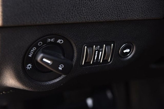 2012 Dodge Charger SXT