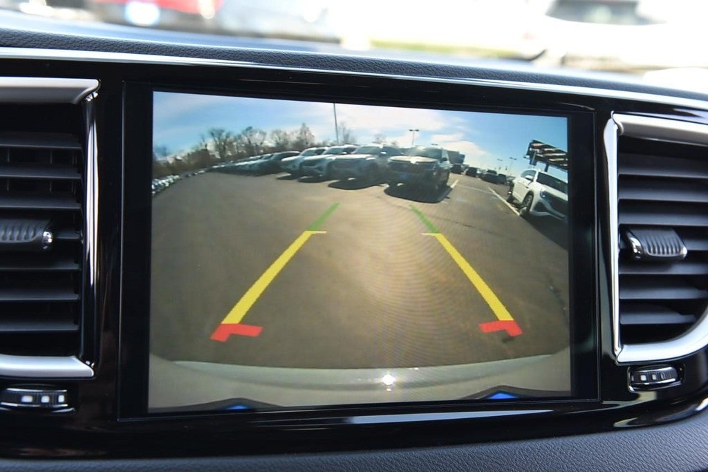 2022 Chrysler Pacifica Touring L FWD