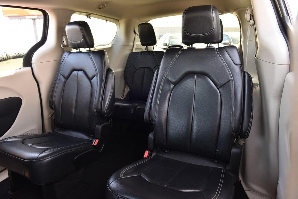 2022 Chrysler Pacifica Touring L FWD