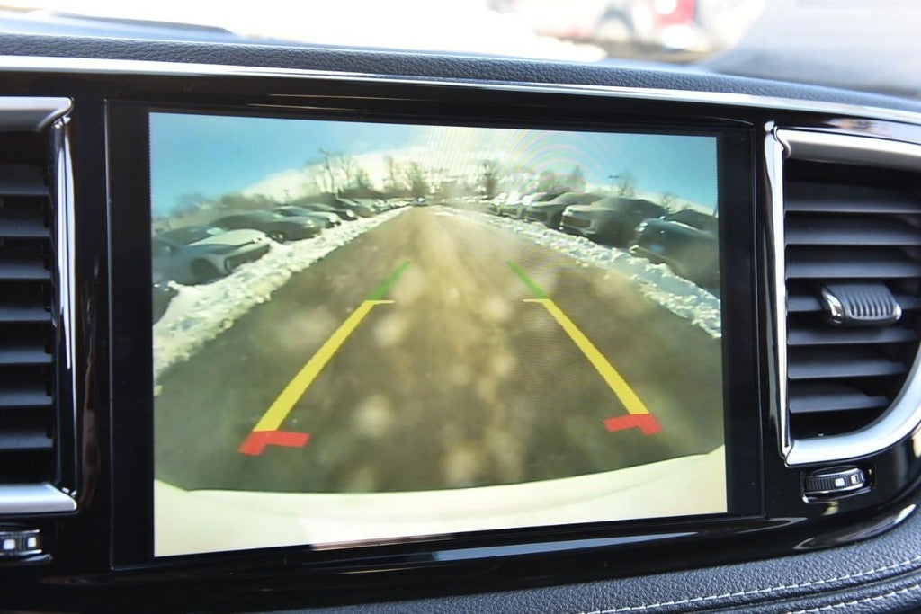 2024 Chrysler Pacifica Hybrid Select FWD