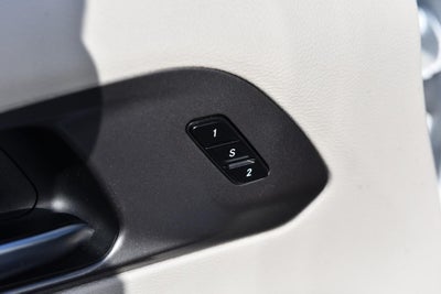 2024 Chrysler Pacifica Hybrid Select FWD