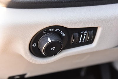 2024 Chrysler Pacifica Hybrid Select FWD