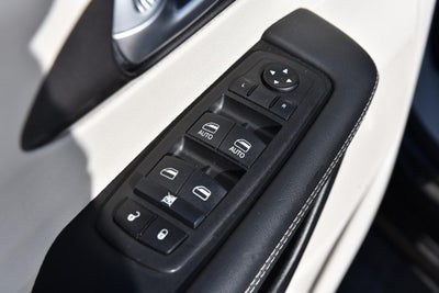 2024 Chrysler Pacifica Hybrid Select FWD