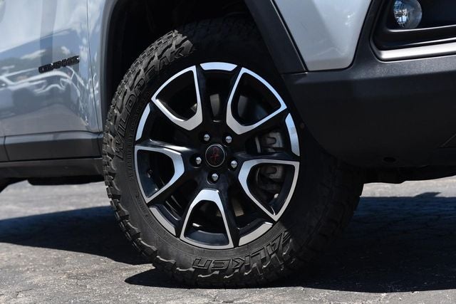 2025 Jeep Compass Trailhawk