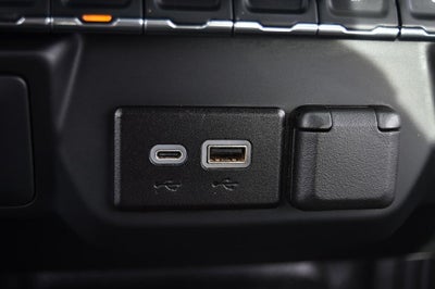 2024 Chevrolet Silverado 1500 2WD Reg Cab 140" Work Truck