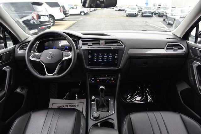 2024 Volkswagen Tiguan 2.0T SE 4MOTION