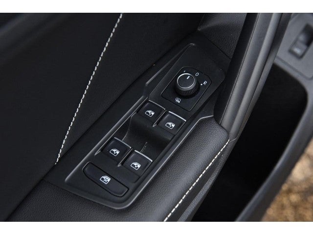 2024 Volkswagen Tiguan 2.0T SE 4MOTION