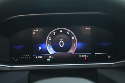 2025 Volkswagen Taos SE Black 4MOTION