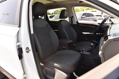 2026 Volkswagen Taos 1.5T SE Black