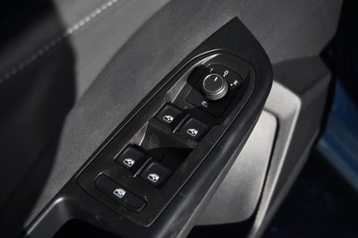 2026 Volkswagen Taos SE Black 4MOTION