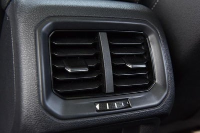 2025 Volkswagen Taos 1.5T SE Black