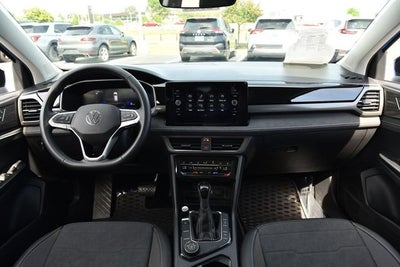 2025 Volkswagen Taos 1.5T SE Black