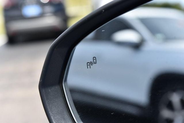 2025 Volkswagen Taos 1.5T SE Black