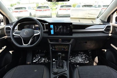 2026 Volkswagen Taos 1.5T SE Black