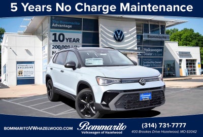 2026 Volkswagen Taos SE Black 4MOTION