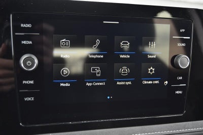 2026 Volkswagen Taos SE Black 4MOTION