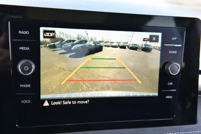 2025 Volkswagen Taos SE Black 4MOTION