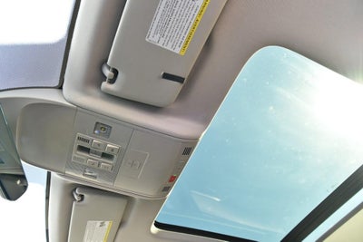 2025 Volkswagen Taos SE Black 4MOTION