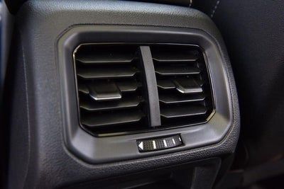 2026 Volkswagen Taos 1.5T SE Black