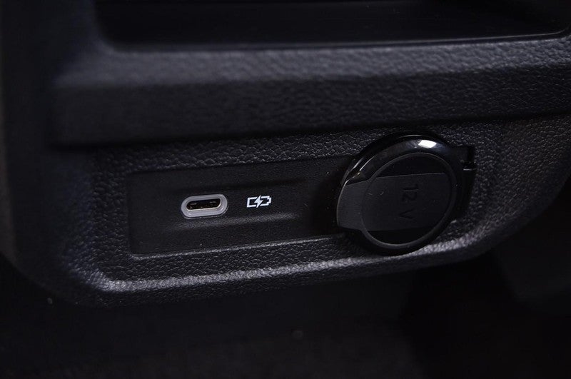 2023 Volkswagen Tiguan 2.0T SE FWD