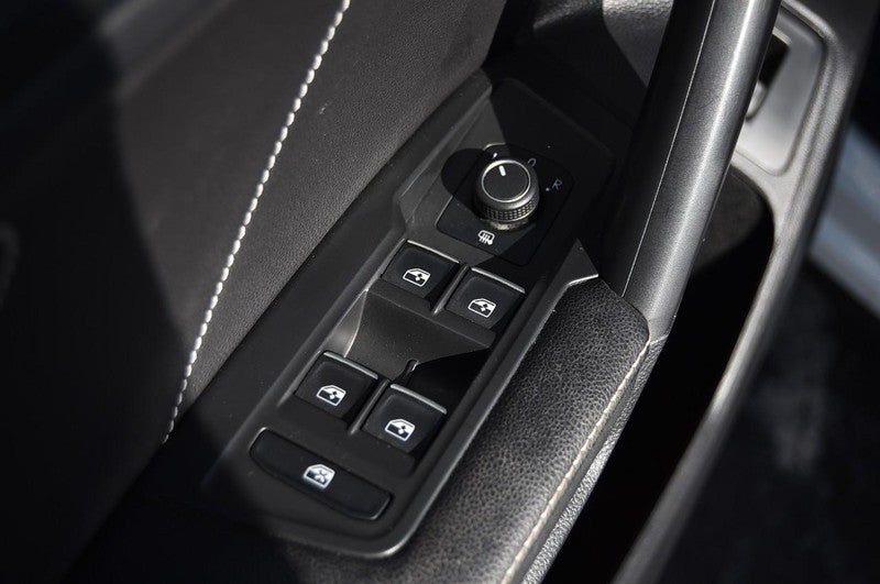 2023 Volkswagen Tiguan 2.0T SE FWD