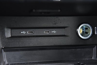 2025 Volkswagen Taos SE Black FWD