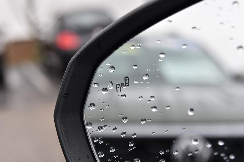 2025 Volkswagen Taos SE Black FWD