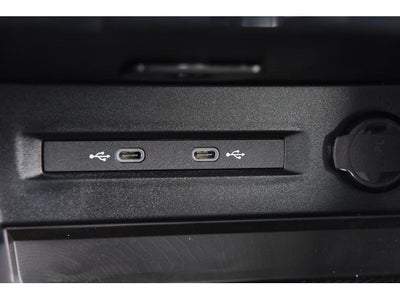 2026 Volkswagen Taos 1.5T SE Black