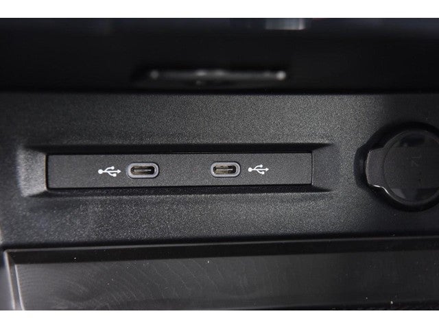 2026 Volkswagen Taos 1.5T SE Black