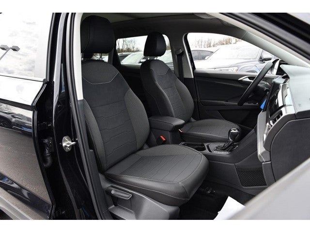 2026 Volkswagen Taos 1.5T SE Black