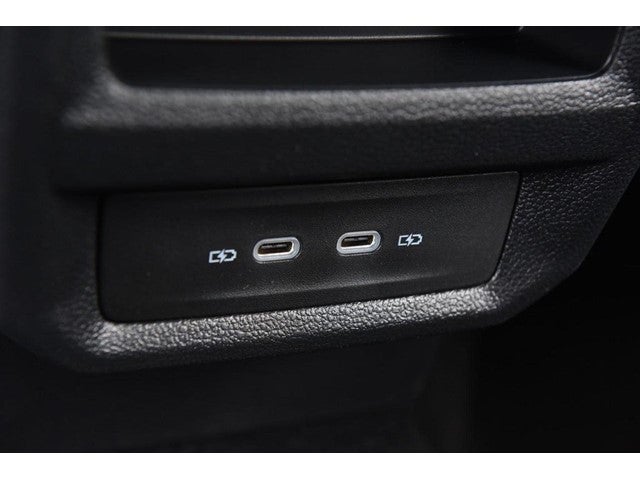 2026 Volkswagen Taos 1.5T SE Black