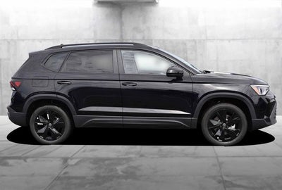 2026 Volkswagen Taos 1.5T SE Black