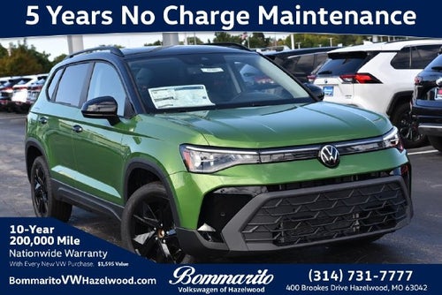 2027 Volkswagen Taos SE Black FWD