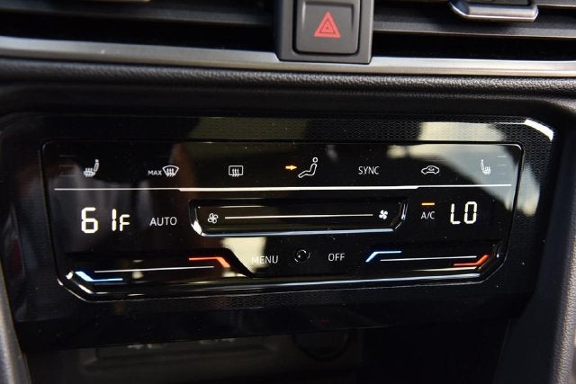 2027 Volkswagen Taos SE Black FWD