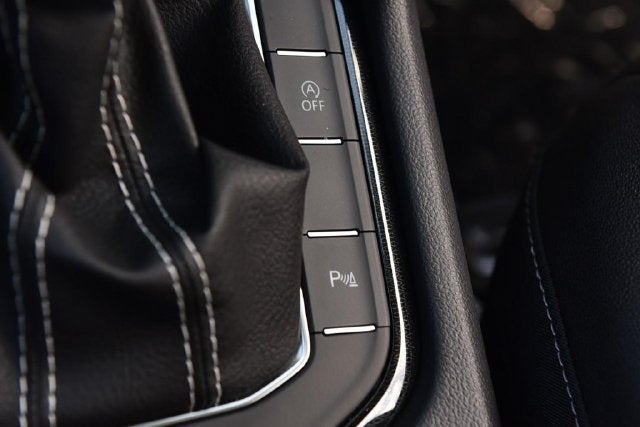 2027 Volkswagen Taos SE Black FWD