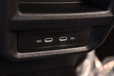 2027 Volkswagen Taos SE Black FWD