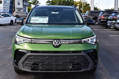 2027 Volkswagen Taos SE Black FWD