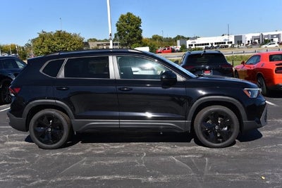 2027 Volkswagen Taos 1.5T SE