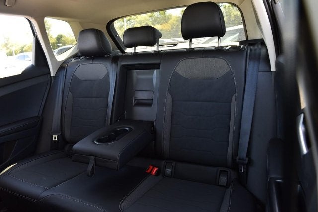 2027 Volkswagen Taos 1.5T SE