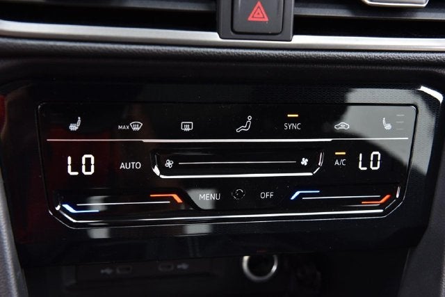 2027 Volkswagen Taos SE Black FWD