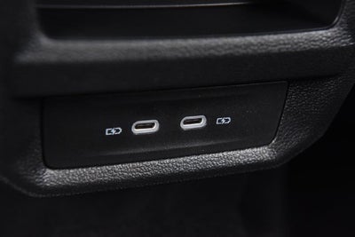 2027 Volkswagen Taos SE Black FWD