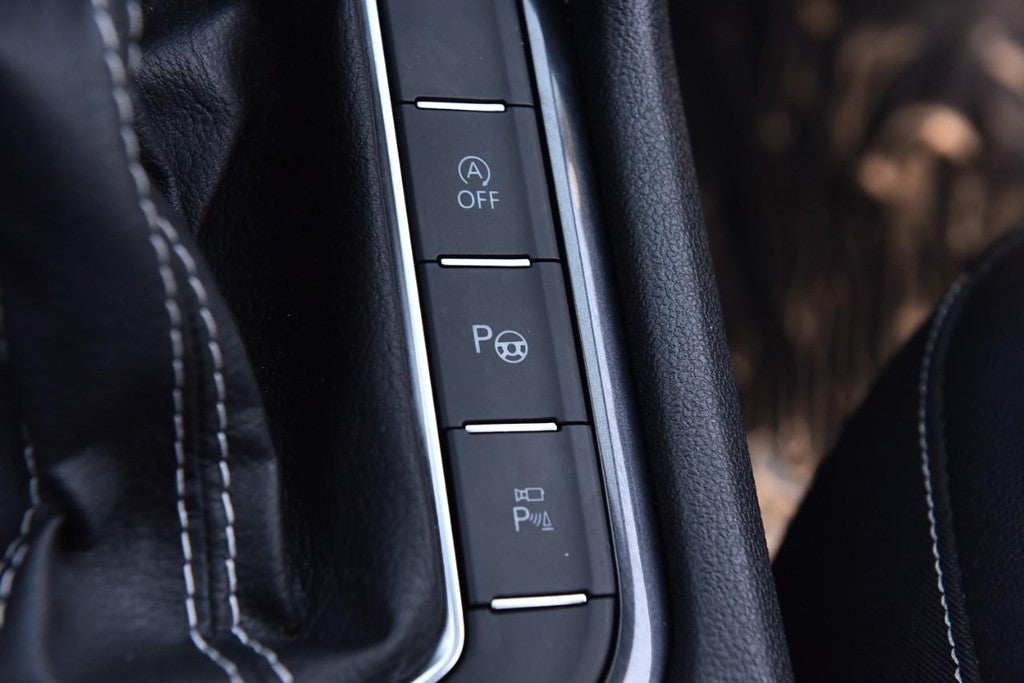 2024 Volkswagen Tiguan 2.0T SEL R-Line 4MOTION