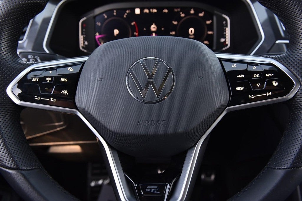 2024 Volkswagen Tiguan 2.0T SEL R-Line 4MOTION
