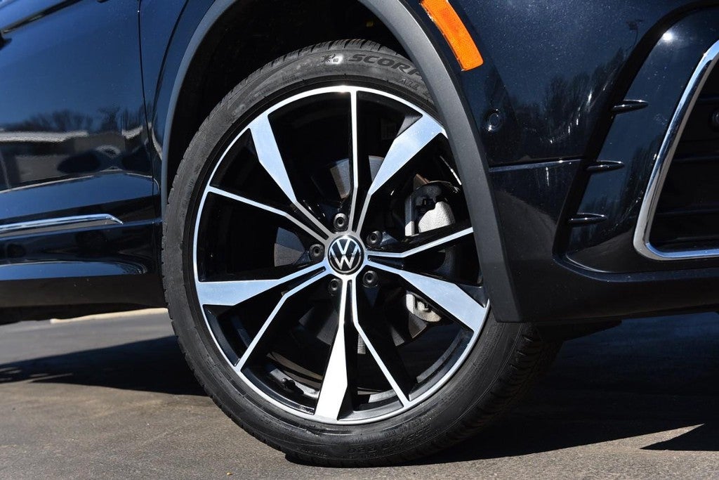 2024 Volkswagen Tiguan 2.0T SEL R-Line 4MOTION