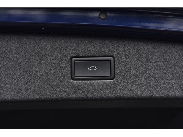 2023 Volkswagen Tiguan SEL R-Line