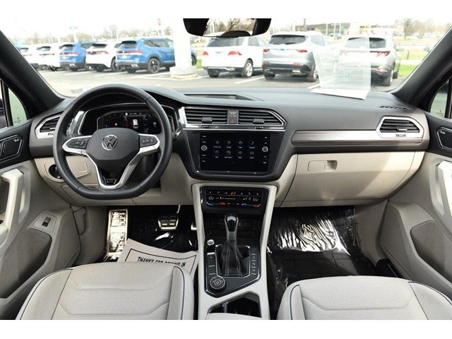 2023 Volkswagen Tiguan SEL R-Line