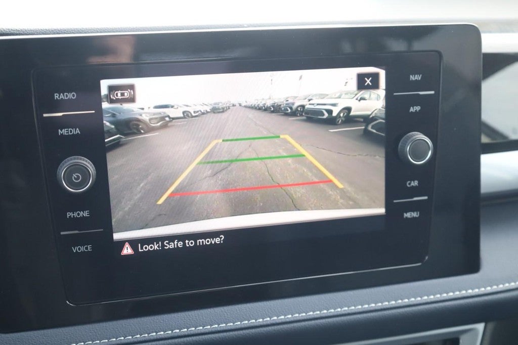 2026 Volkswagen Taos SEL 4MOTION