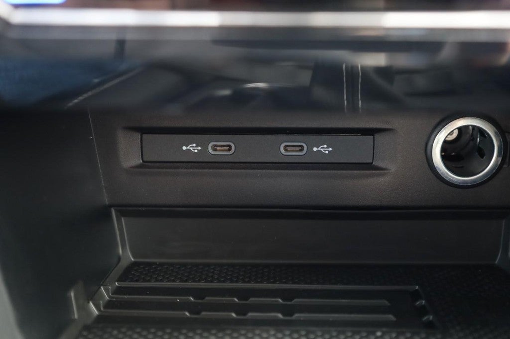 2026 Volkswagen Taos SEL 4MOTION