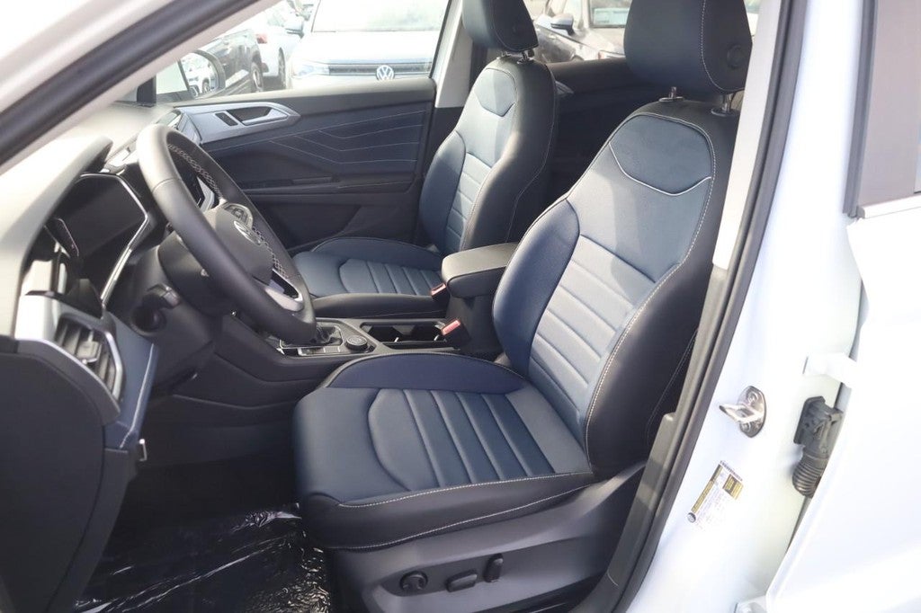 2026 Volkswagen Taos SEL 4MOTION