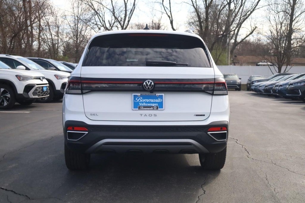 2026 Volkswagen Taos SEL 4MOTION